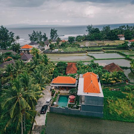Cucukan Beach Guest House Паянган Экстерьер фото